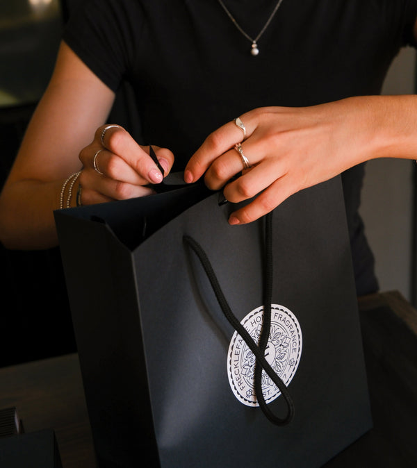 Freckleface Medium Portrait Luxury Rope Handled Gift Bags (28cm x 32cm)
